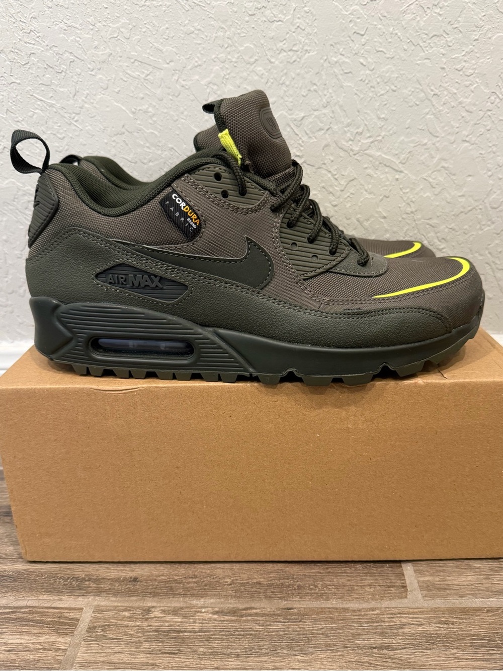 SOLD BRAND NEW No Box Men’s 8.5–Wmn 10 Nike Air Max 90 Surplus 'Cargo Khaki'